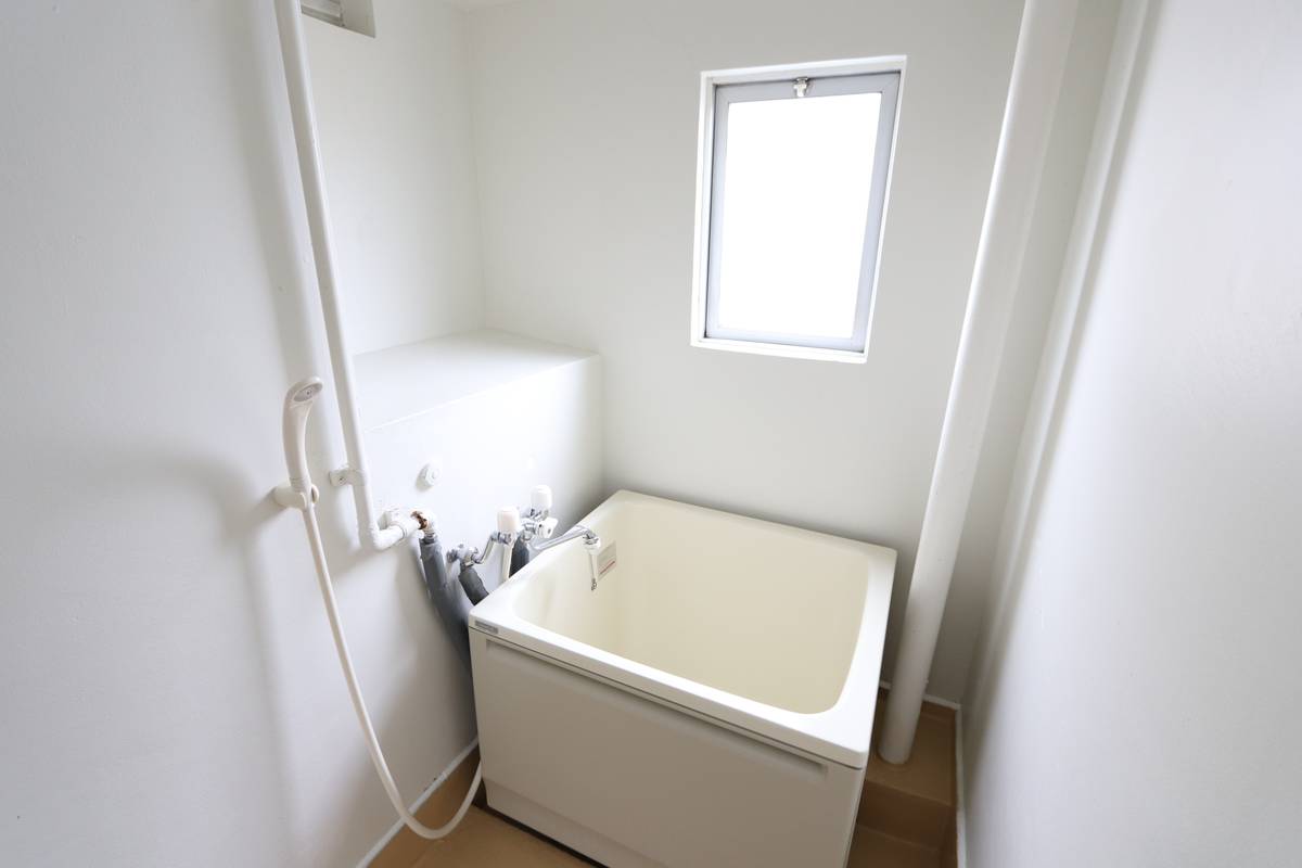 Phòng tắm của Village House Kannushi ở Gotsu-shi