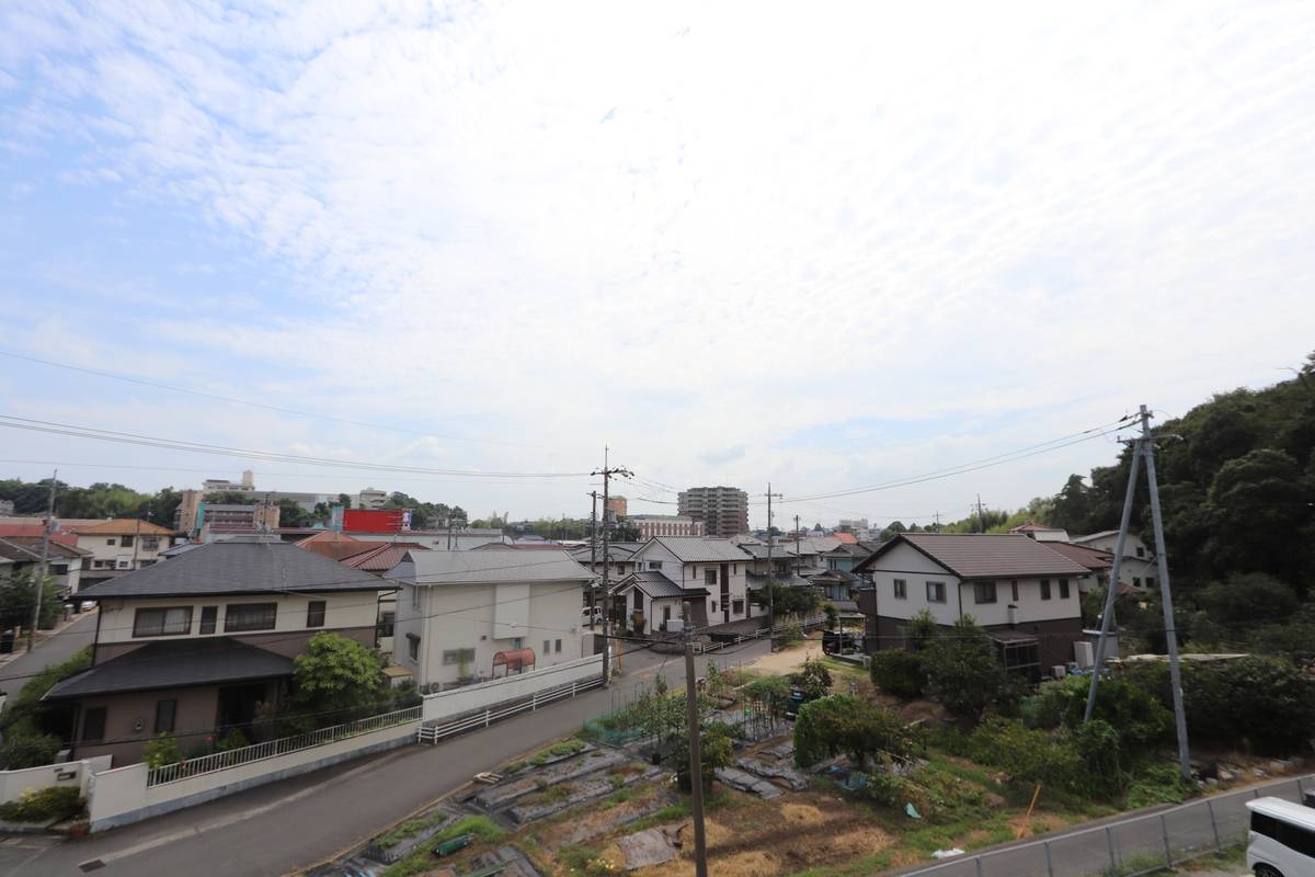 Tầm nhìn từ Village House Senoo ở Minami-ku
