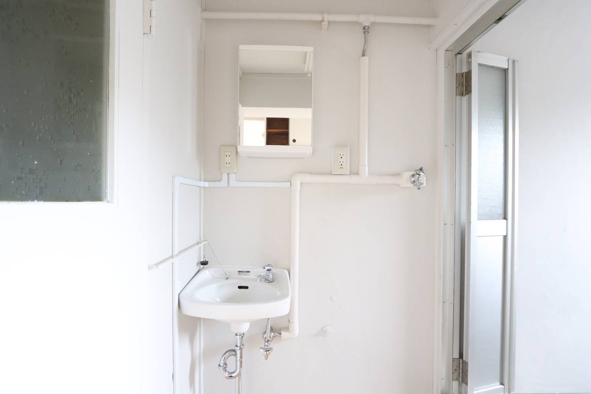 Bồn rửa mặt của Village House Takehara ở Takehara-shi