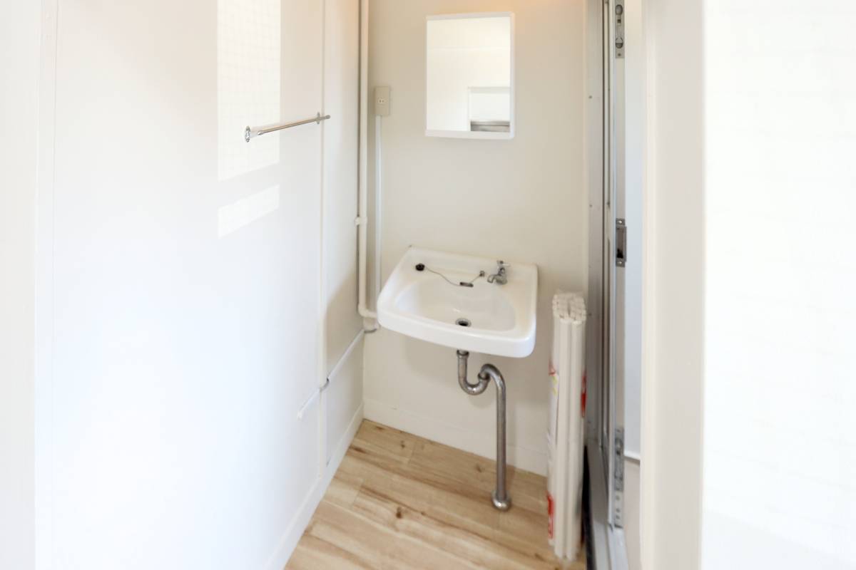 Ruang Rias di Village House Tajima di Hofu-shi