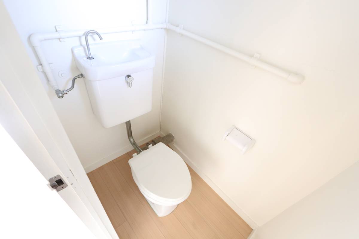 Nhà vệ sinh của Village House Daimon Dai 2 ở Fukuyama-shi