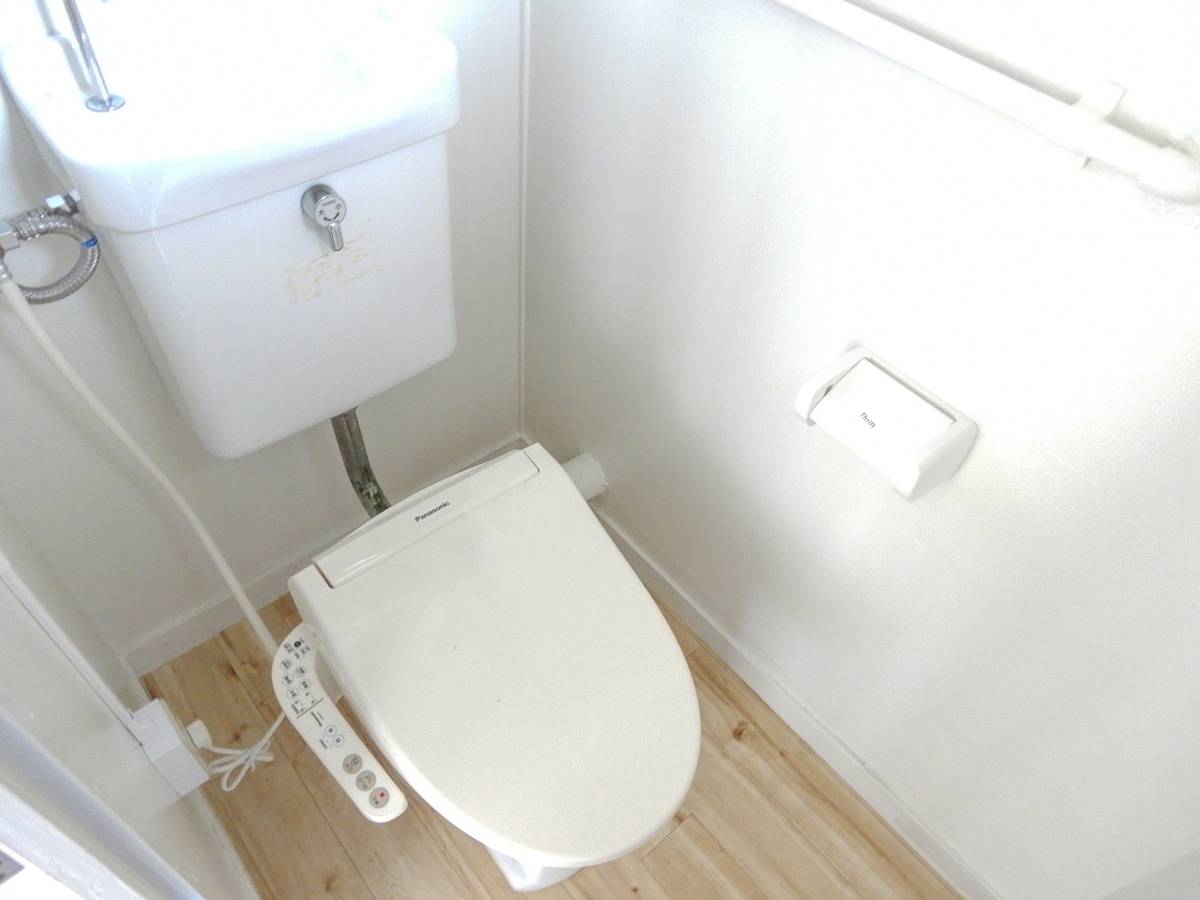 Toilet in Village House Kojima Dai 2 in Kurashiki-shi
