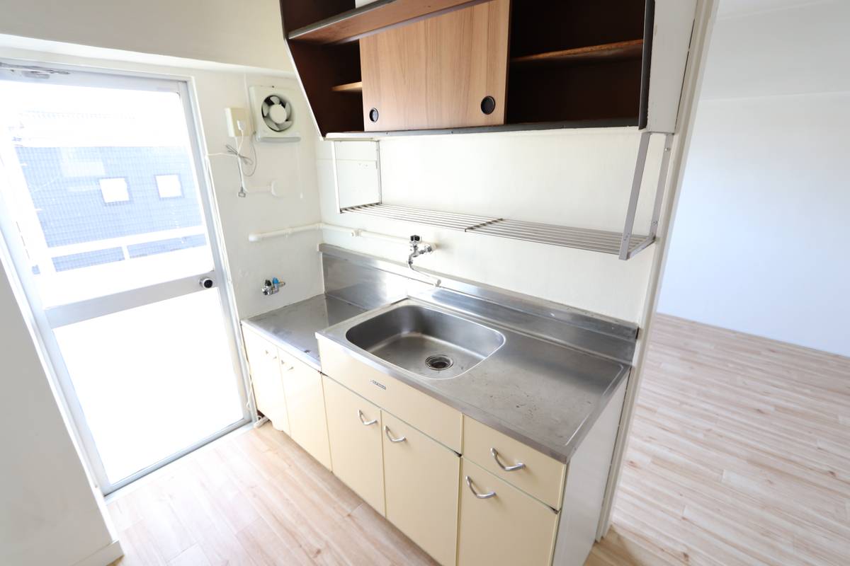 出雲市ビレッジハウス白枝のキッチン