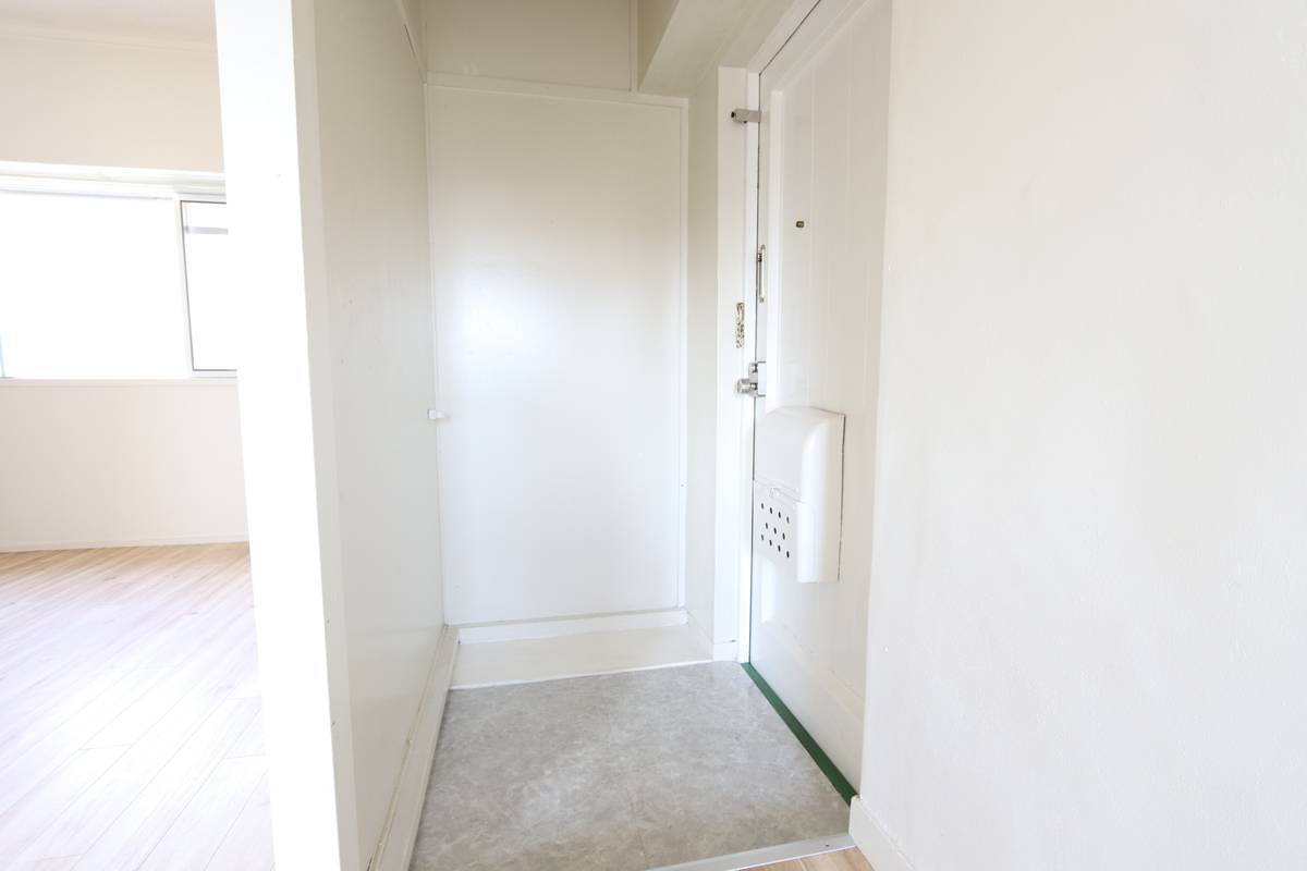 出雲市ビレッジハウス白枝の玄関