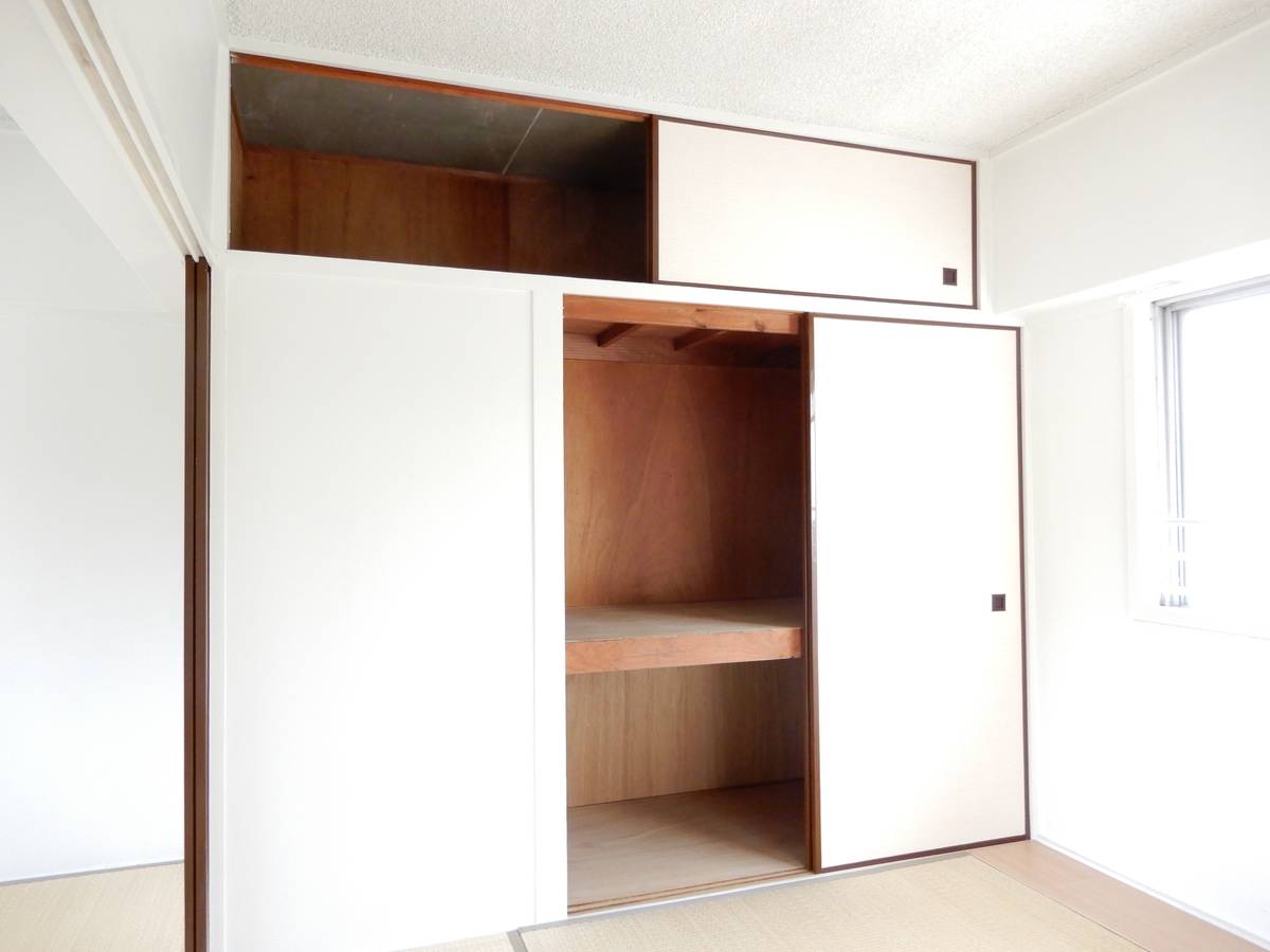 Storage Space in Village House Habu in Sanyoonoda-shi