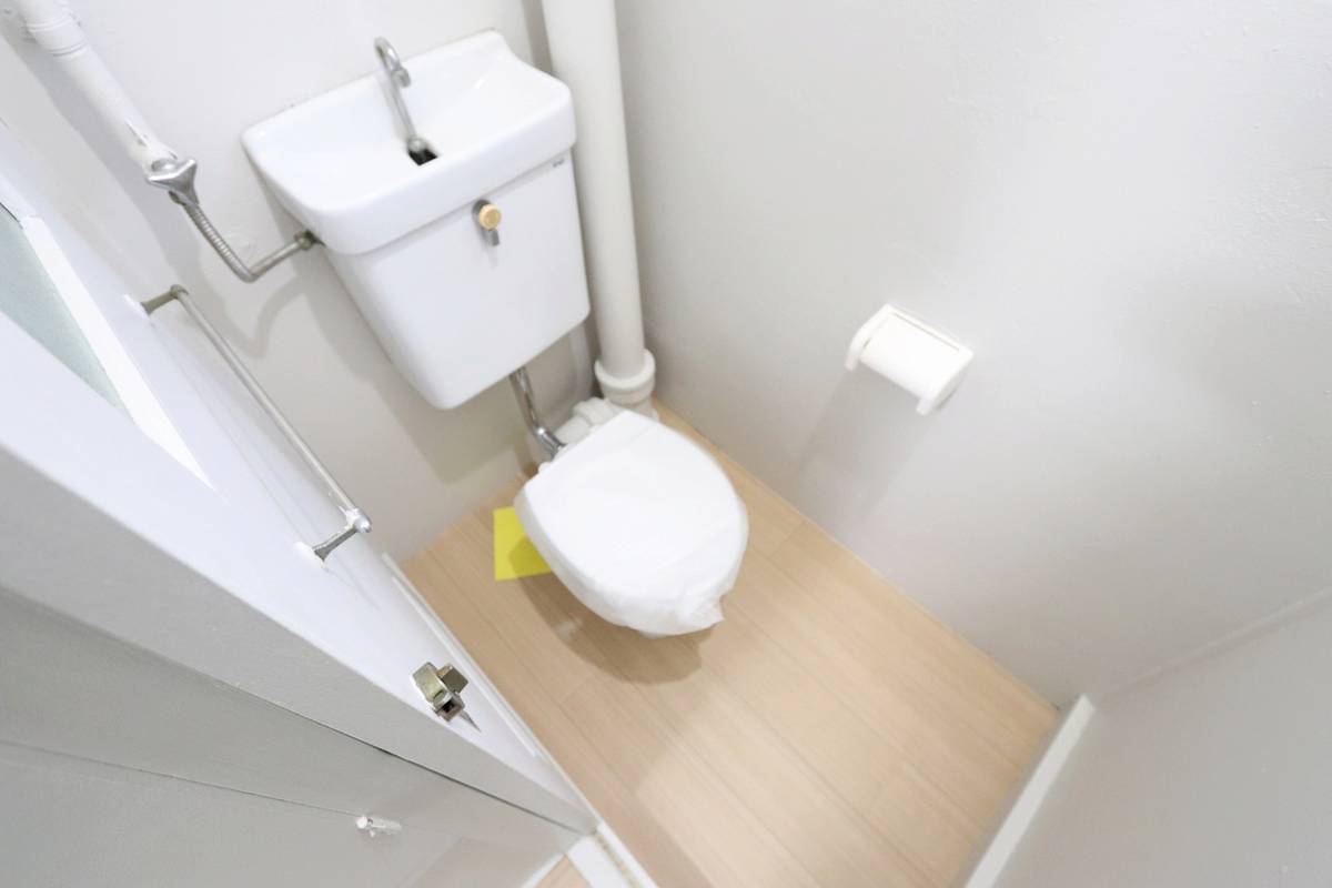 Toilet di Village House Kute di Oda-shi