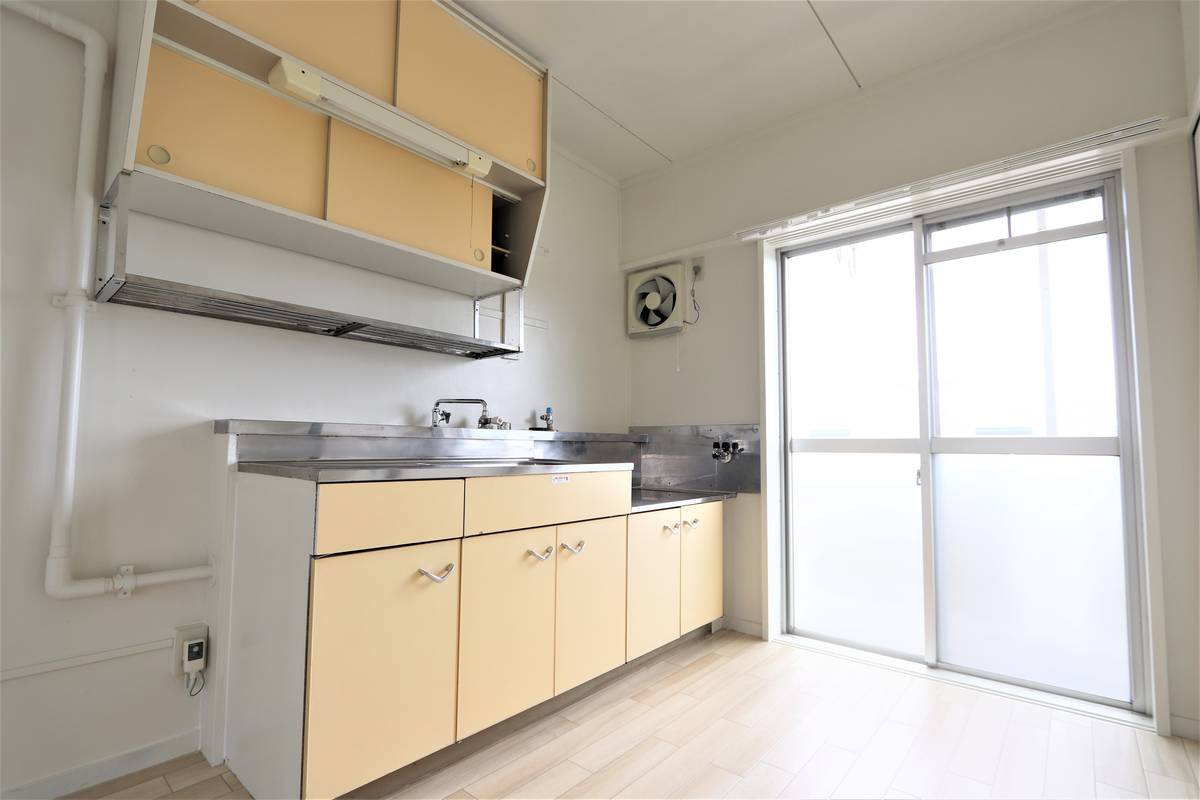 Dapur di Village House Kute di Oda-shi