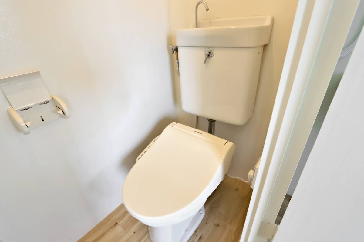 Toilet di Village House Kuga di Iwakuni-shi