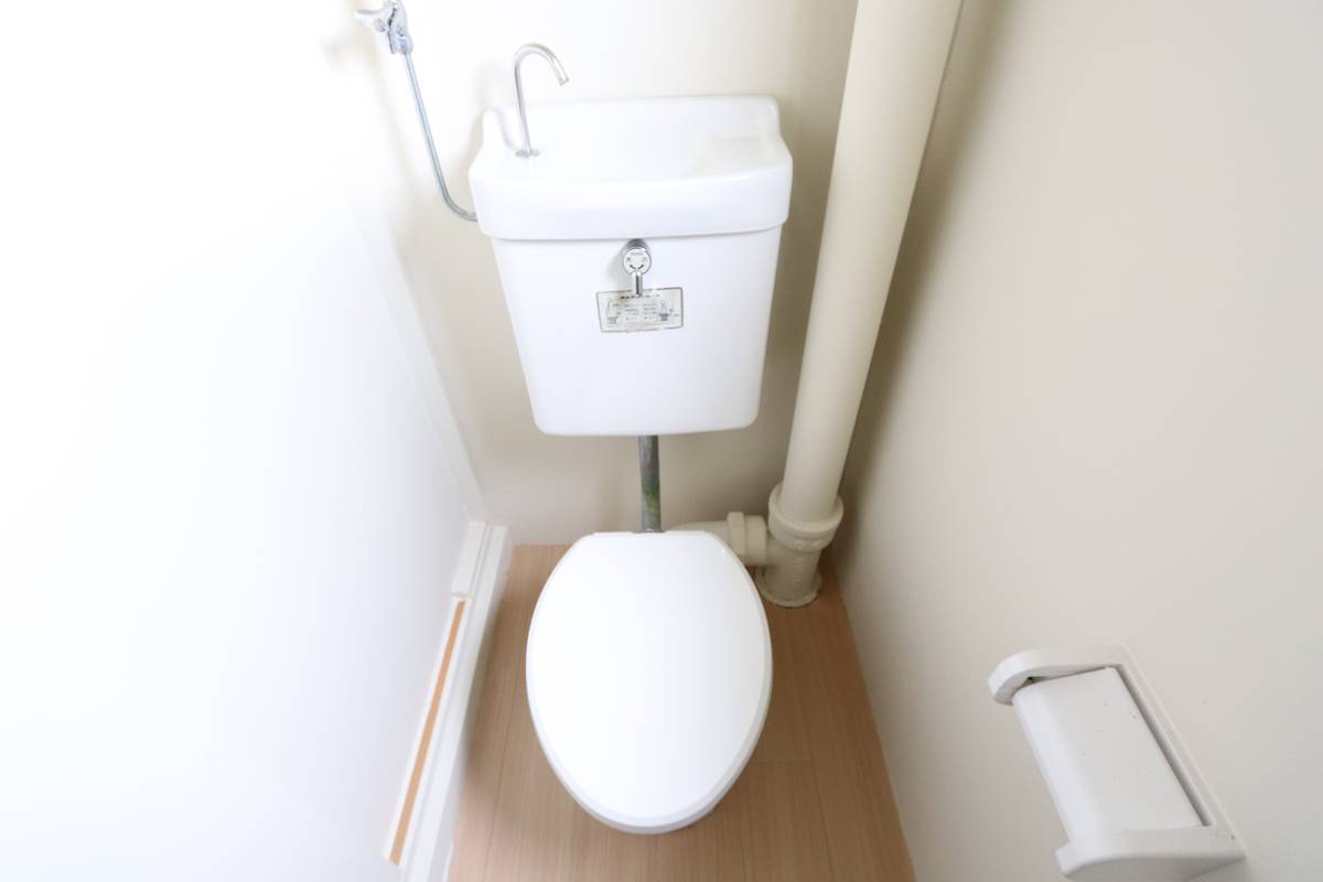Toilet in Village House Koyama in Tottori-shi