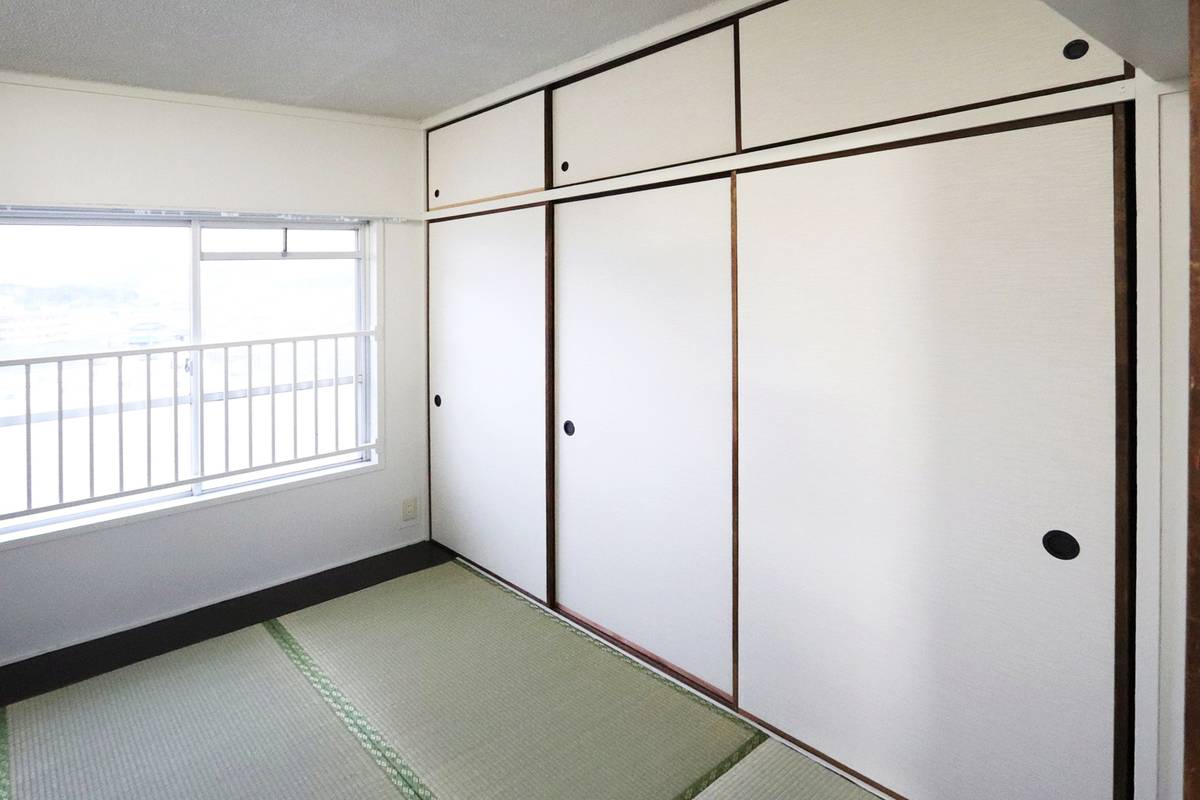 Storage Space in Village House Kiyosue in Shimonoseki-shi