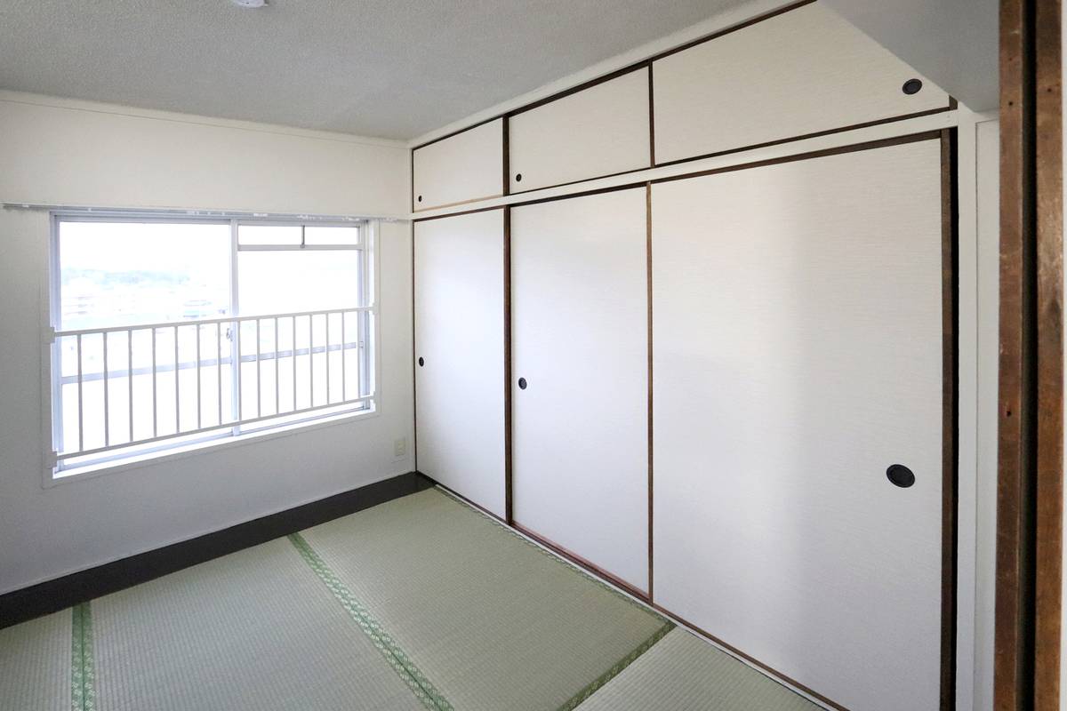 Storage Space in Village House Ukaigawa in Kita-ku