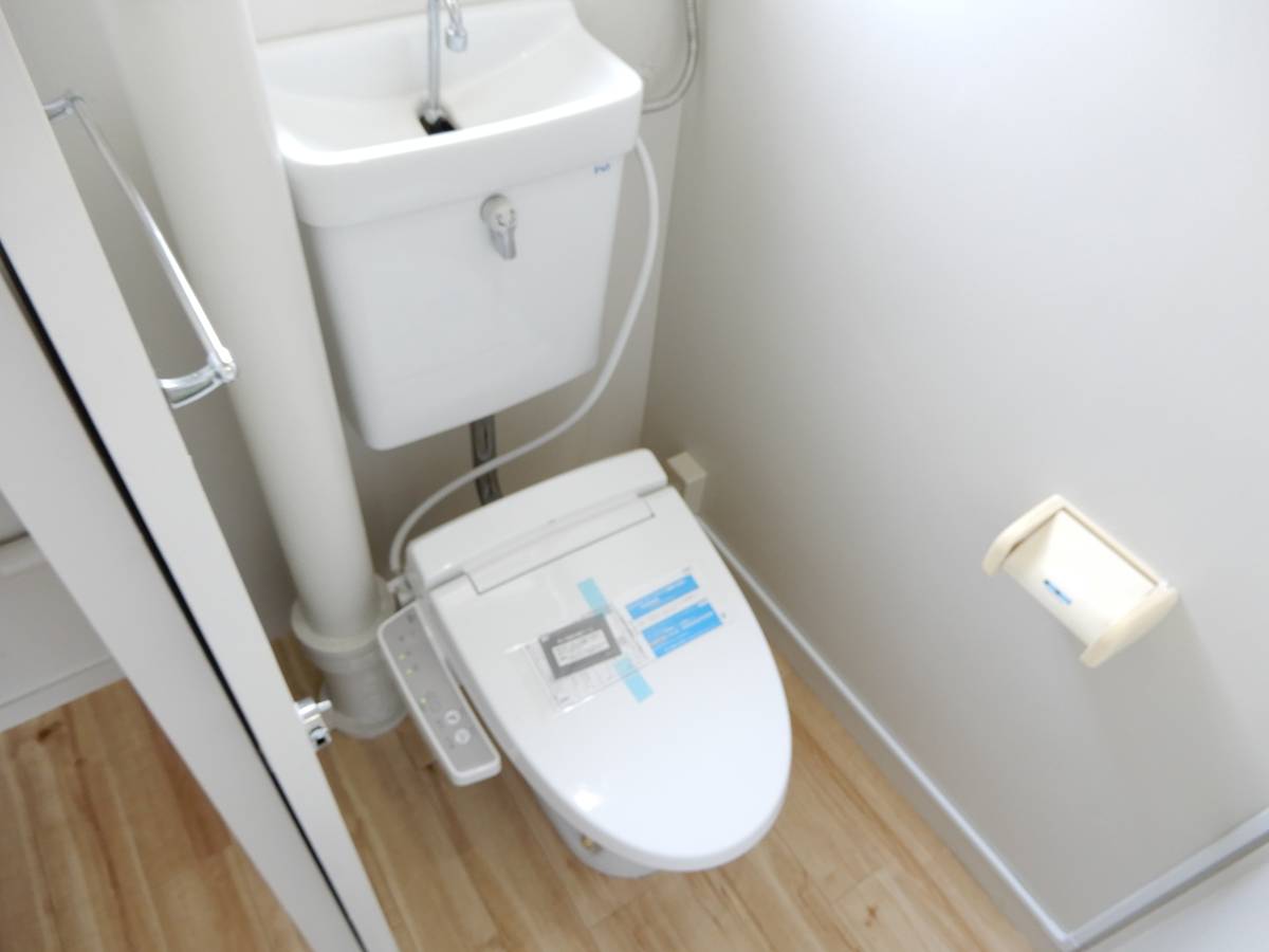 Toilet di Village House Inokuchi di Nishi-ku