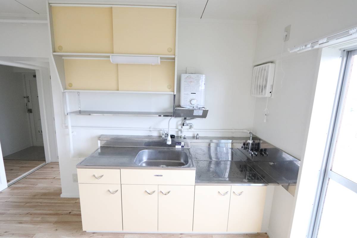 Dapur di Village House Enya di Izumo-shi