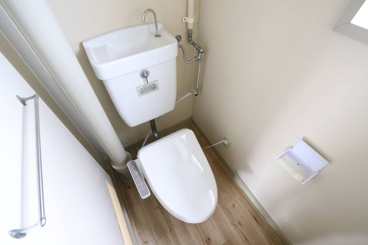 Toilet di Village House Enya di Izumo-shi