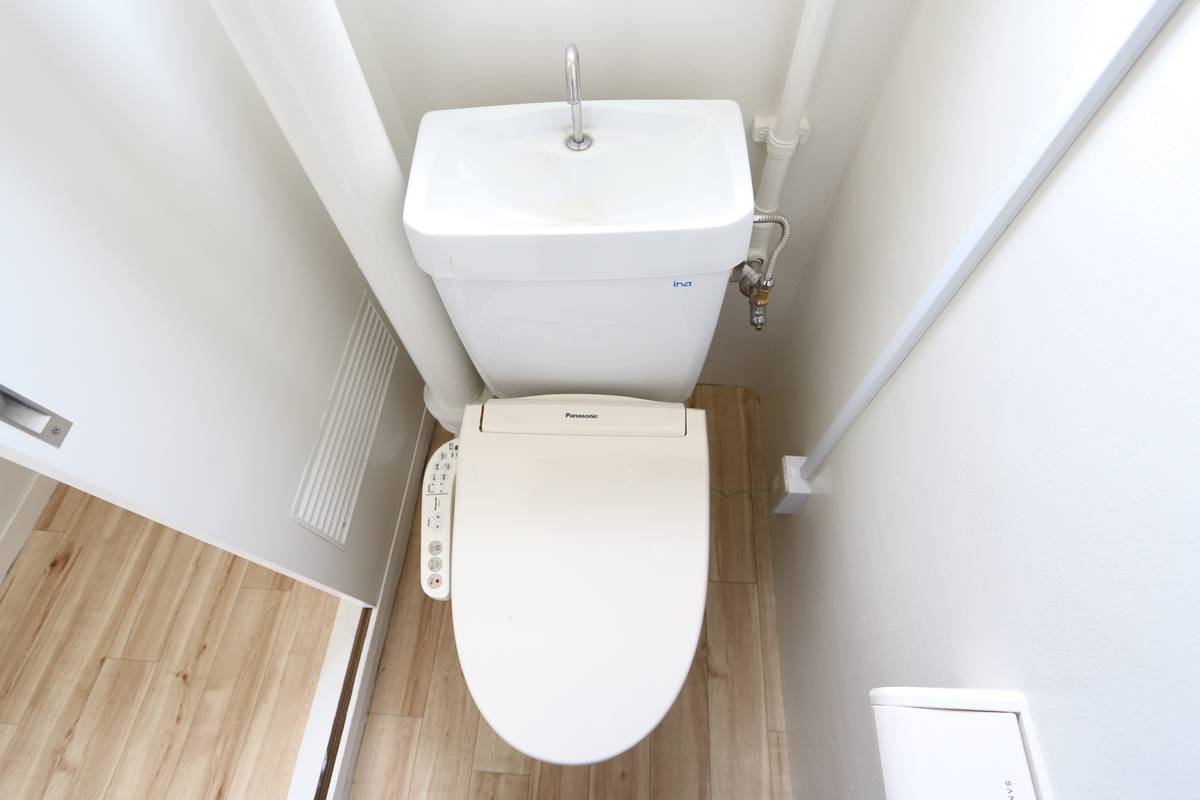 Toilet in Village House Noujima in Fukuyama-shi