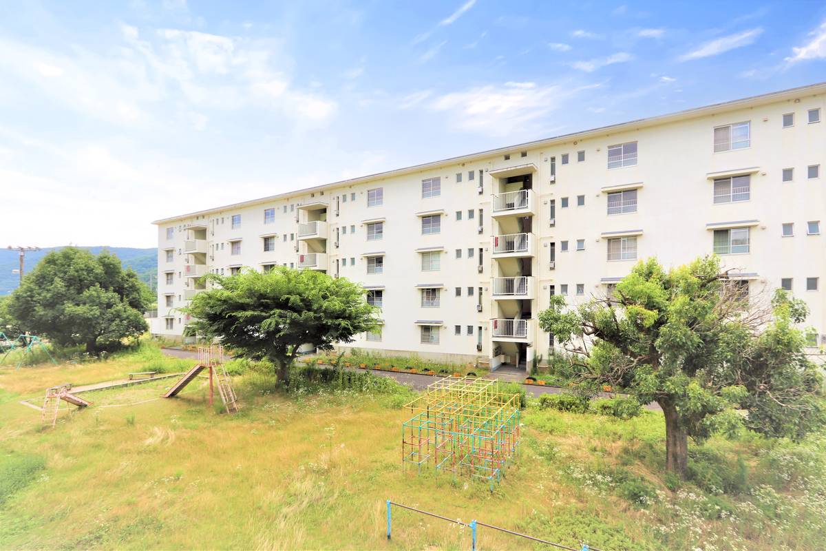 Tầm nhìn từ Village House Yoshinaga ở Bizen-shi