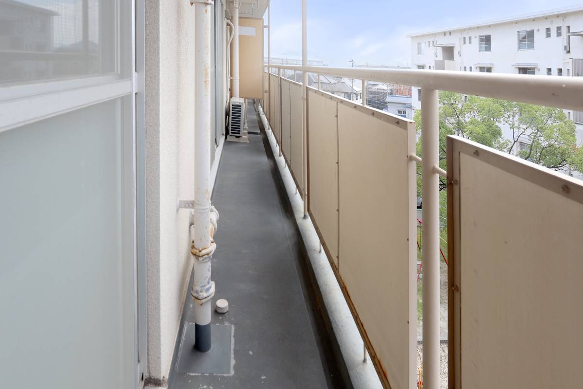 Balcony in Village House Shoou in Katsuta-gun