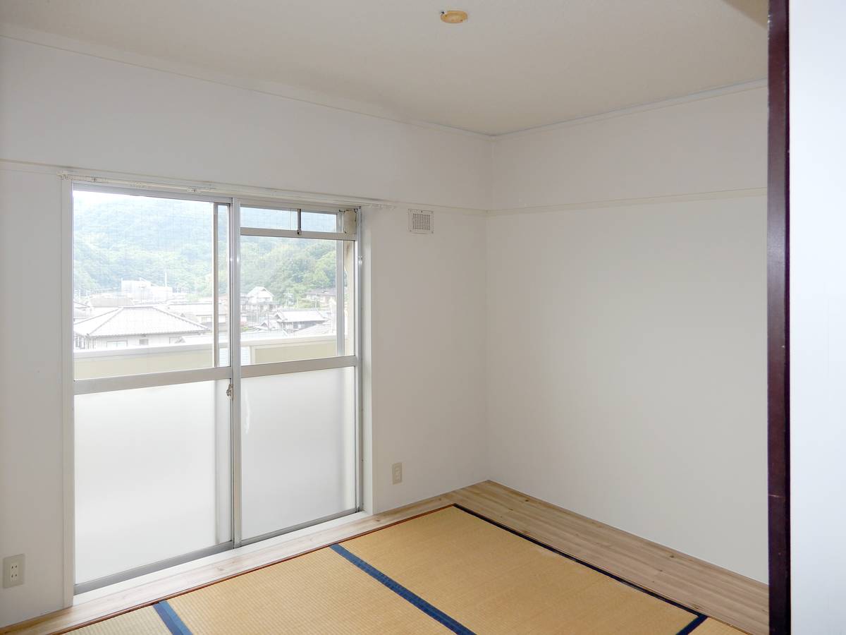 笠岡市ビレッジハウス旭ヶ丘の居室