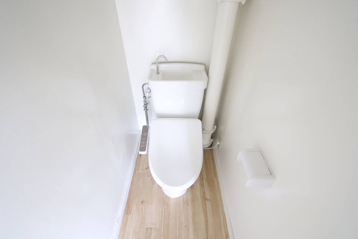 Toilet di Village House Aoyama 2 di Gotsu-shi