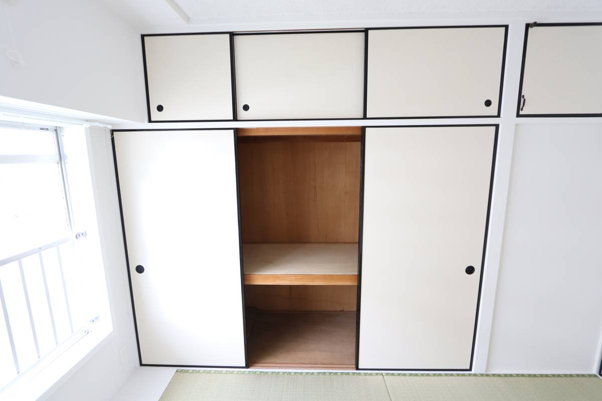 Kume-gun ရှိ Village House Chuo ၏ ပစ္စည်းထားရန်နေရာ