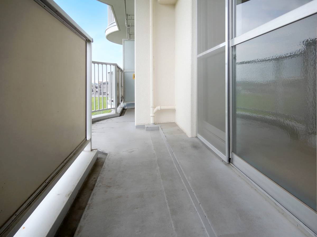 宇部市ビレッジハウス楠Ⅱのバルコニー