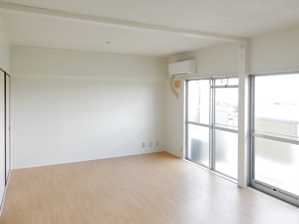 宇部市ビレッジハウス楠Ⅱのリビング