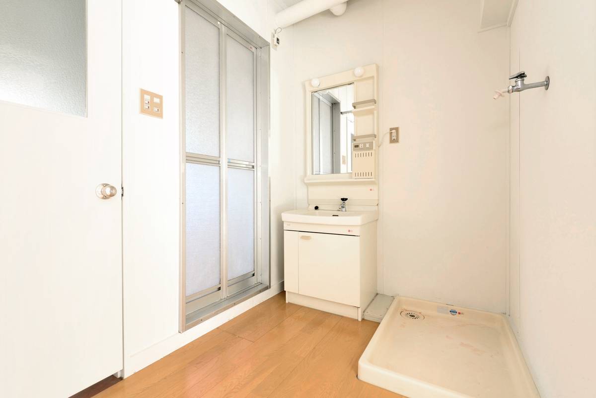 Powder Room in Village House Ogoori in Yamaguchi-shi