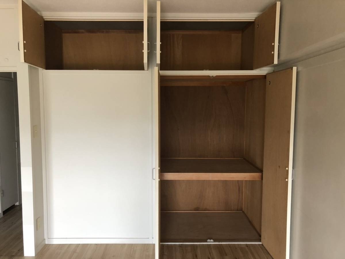 Gudang di Village House Takamigaoka Tower di Higashihiroshima-shi