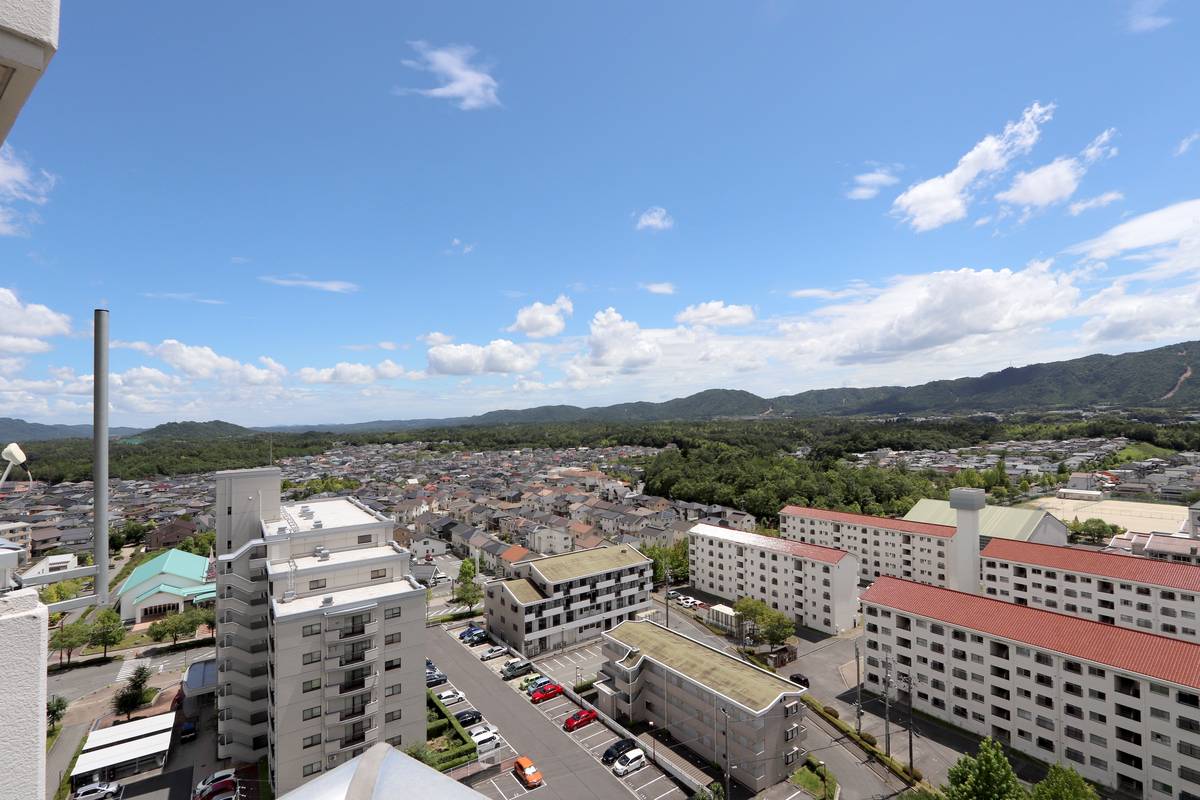 Pemandangan dari Village House Takamigaoka Tower di Higashihiroshima-shi