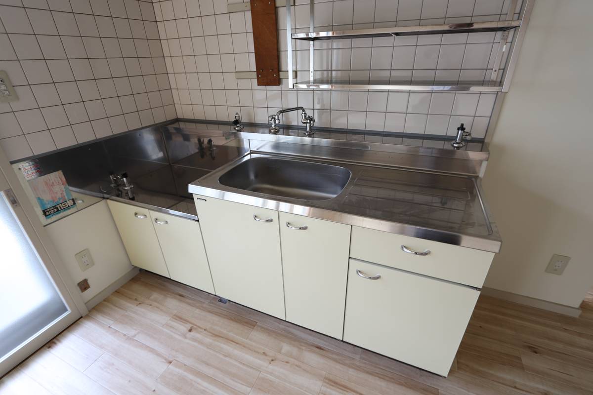 Dapur di Village House Daiwa di Mihara-shi