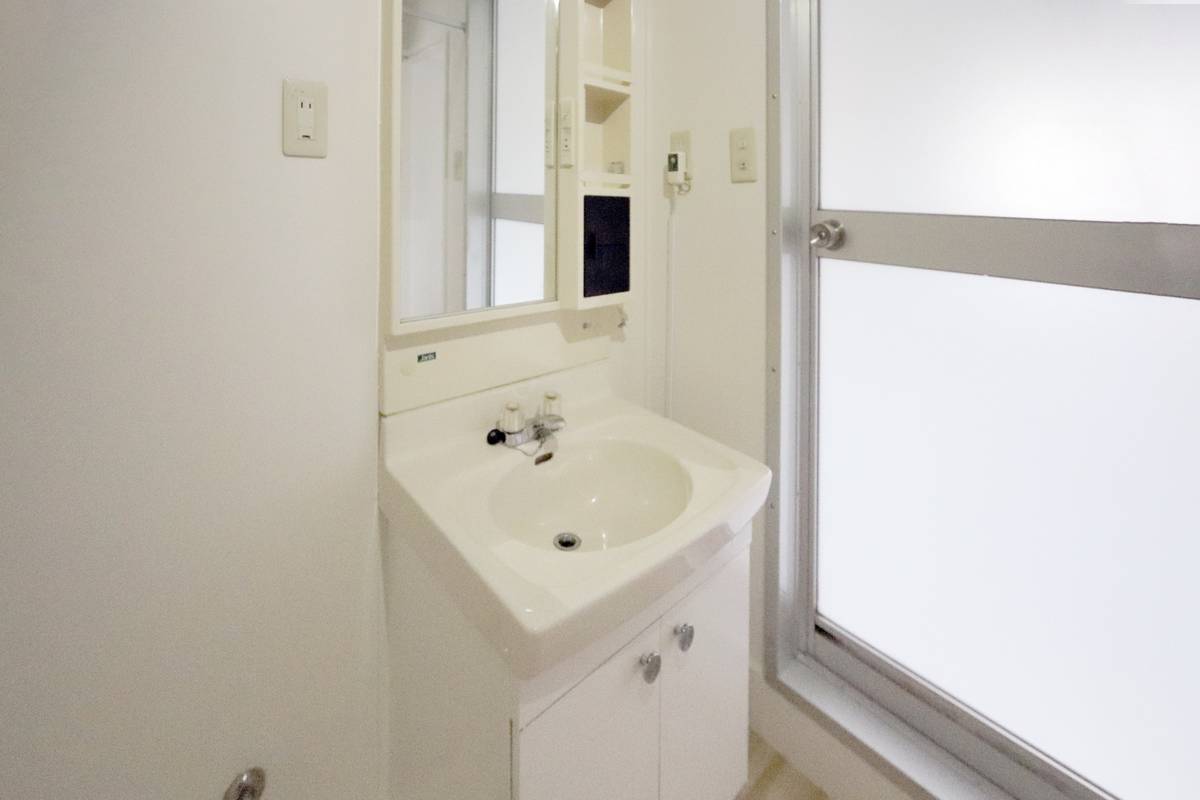 Bồn rửa mặt của Village House Takebe Yosida ở Kita-ku