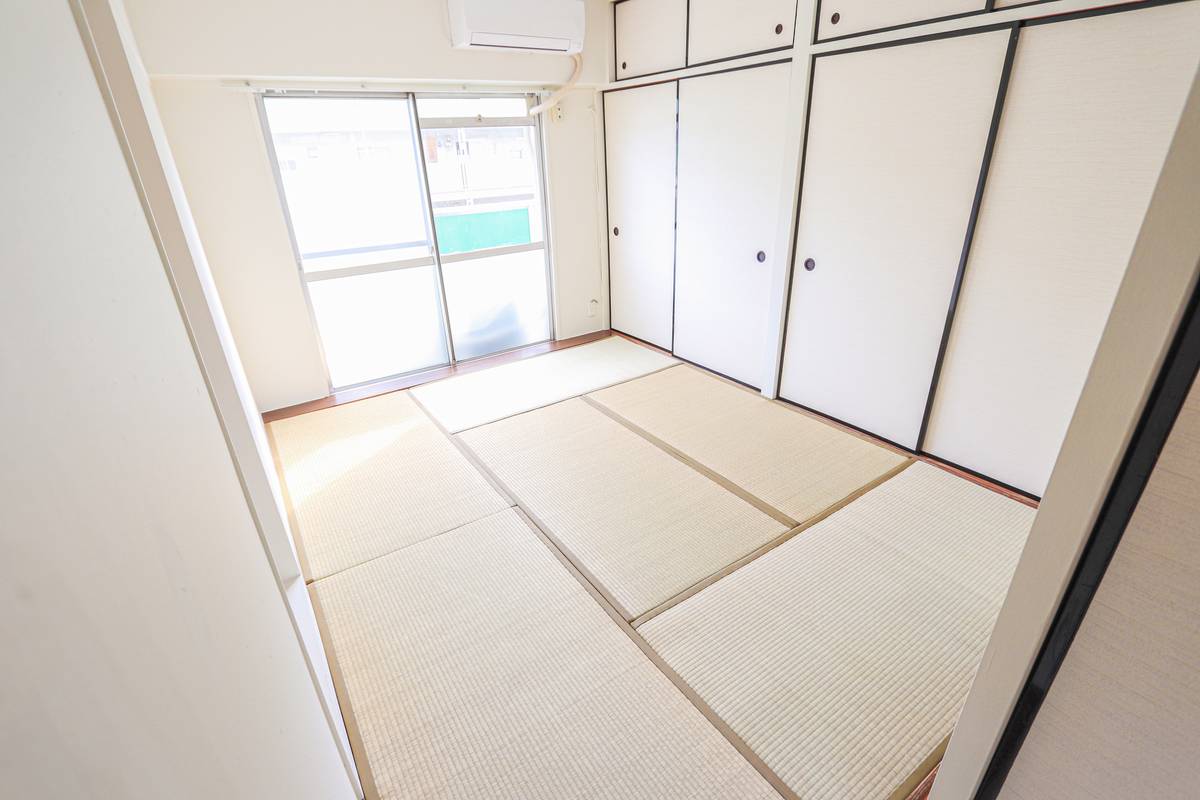 Ruang Tamu di Village House Hagiwara di Yahatanishi-ku