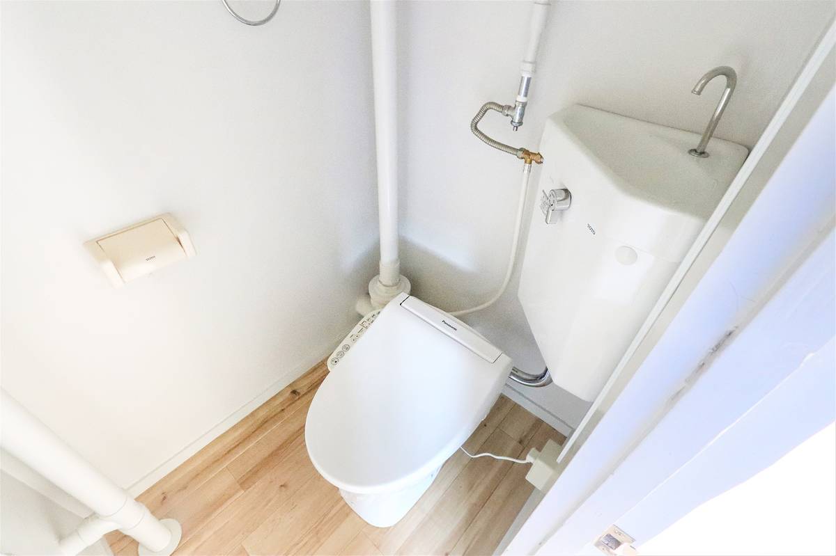 Toilet di Village House Hagiwara di Yahatanishi-ku