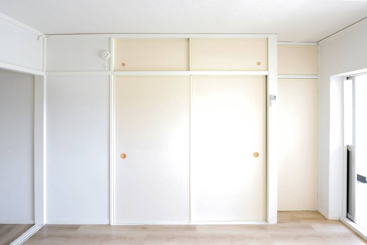 Khu vực chứa đồ của Village House Koga ở Koga-shi