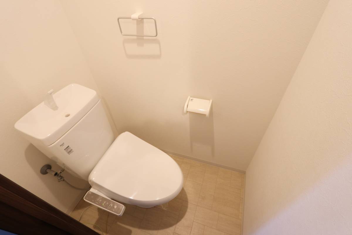 Nhà vệ sinh của Village House Numakoyanagi ở Kokuraminami-ku