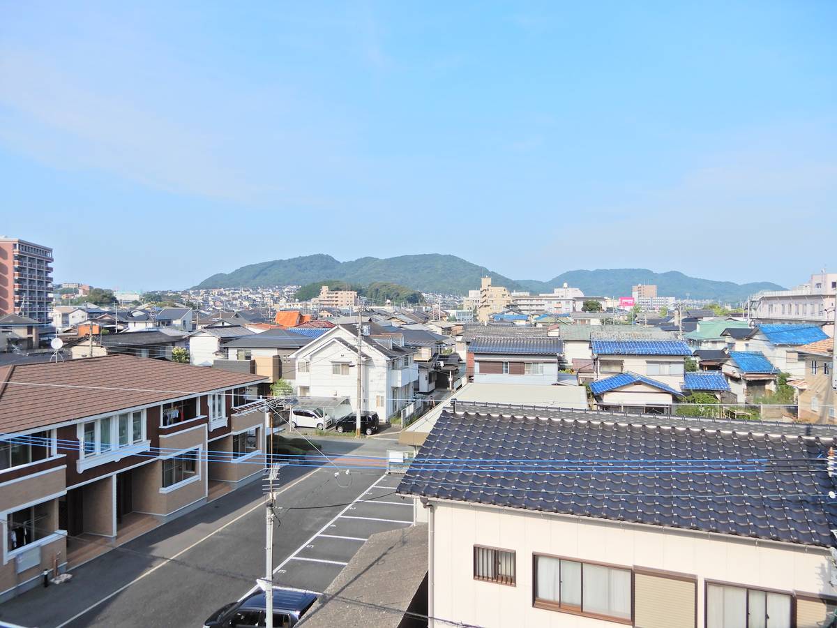 Tầm nhìn từ Village House Numakoyanagi ở Kokuraminami-ku