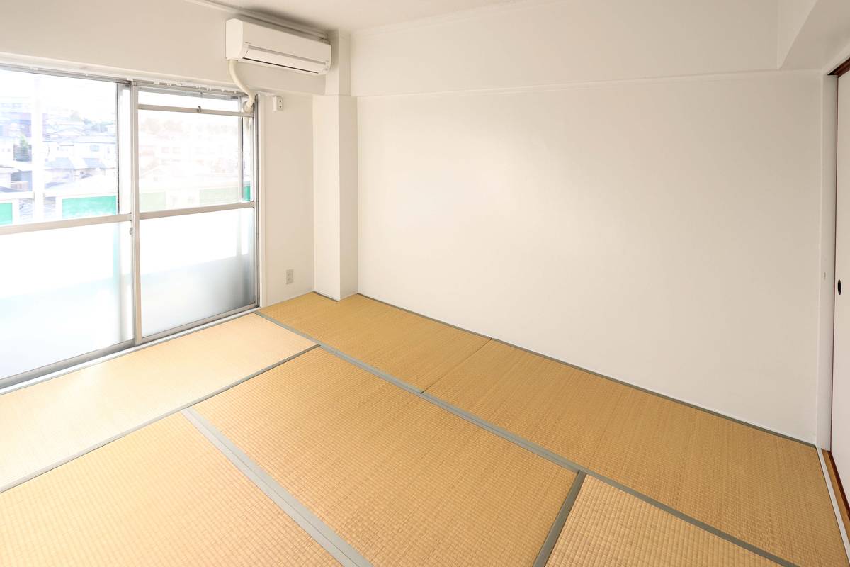 若松区ビレッジハウス若松のリビング