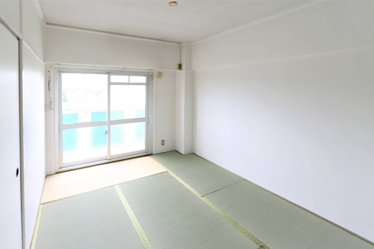 門司区ビレッジハウス畑のリビング