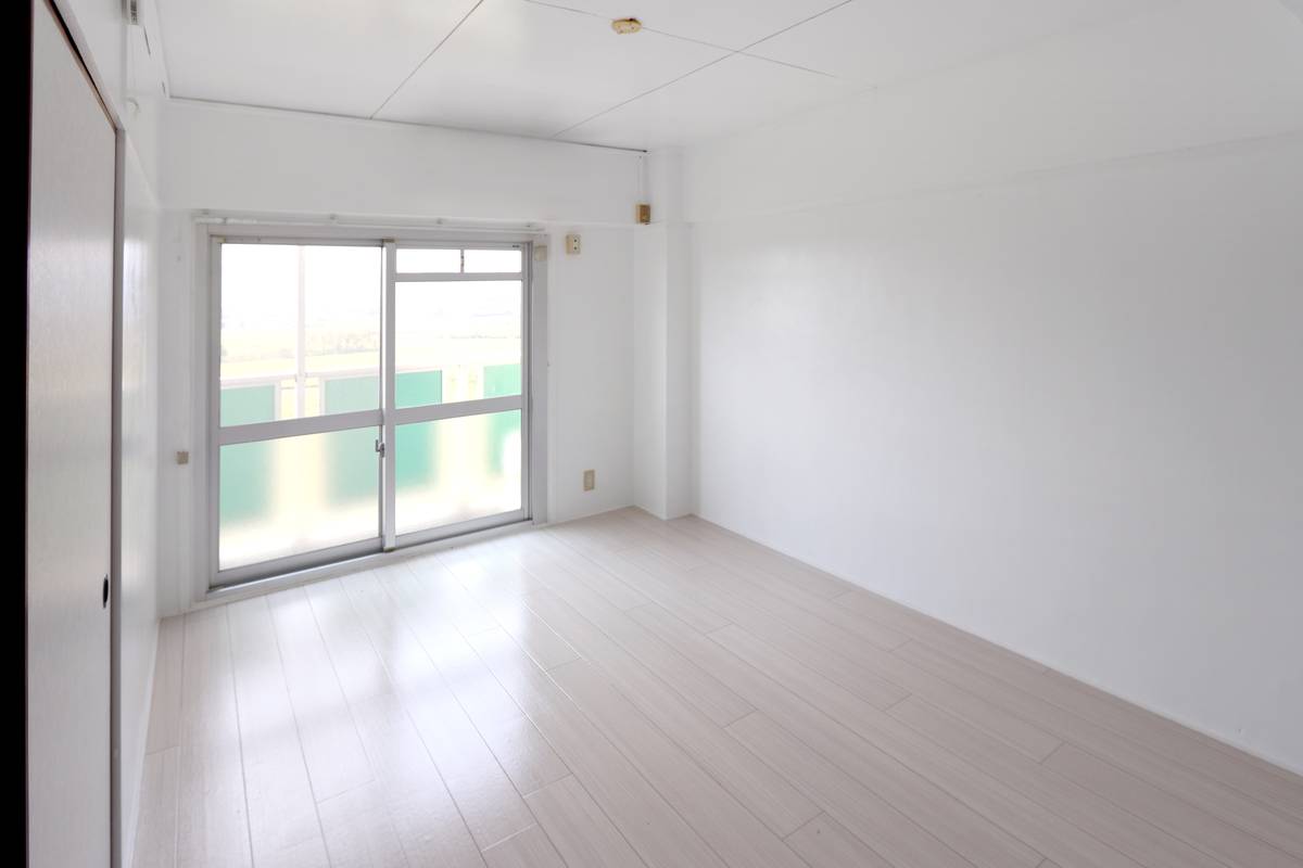 門司区ビレッジハウス畑のリビング