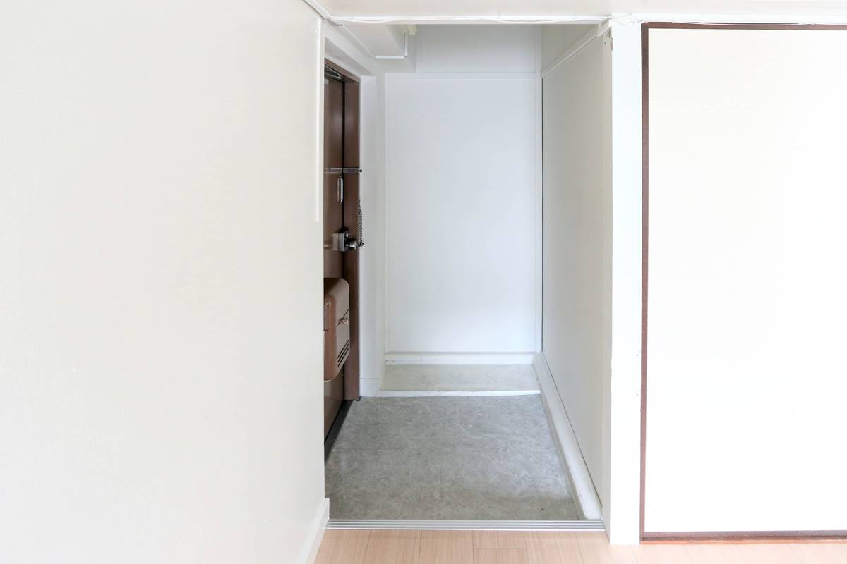 北区ビレッジハウス竜田の玄関