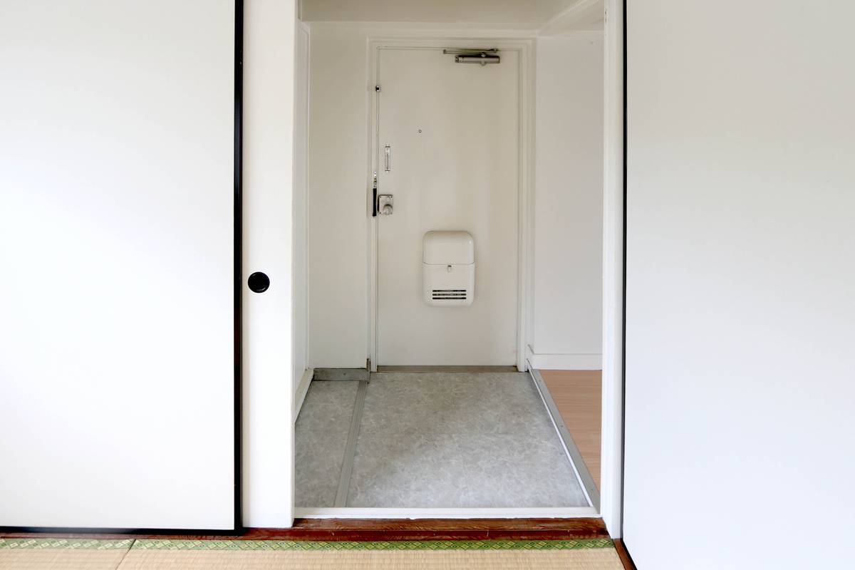 Entrada do apartamento de Village House Shiranoe em Moji-ku