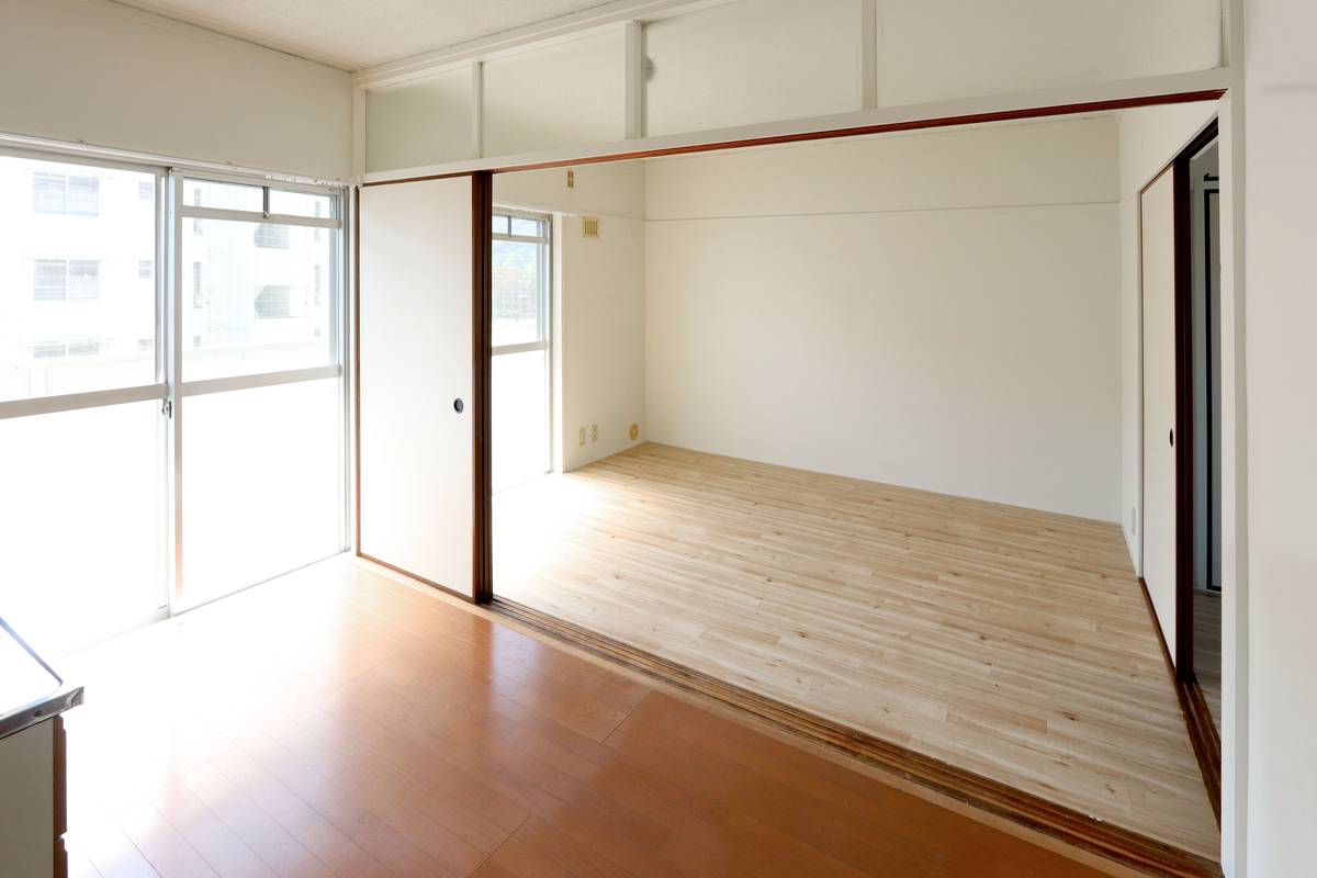 Living Room in Village House Shiranoe in Moji-ku