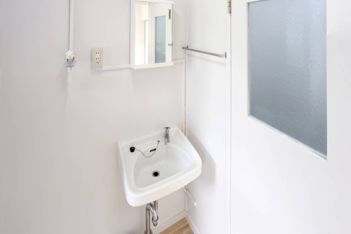 長崎市ビレッジハウス末石の洗面所