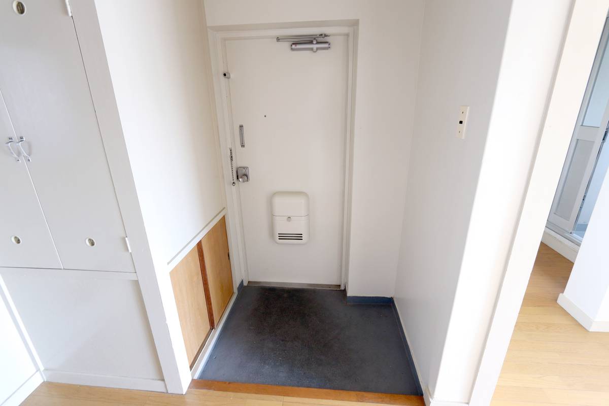 Khu vực cửa ra vào Village House Kamiwajiro ở Higashi-ku