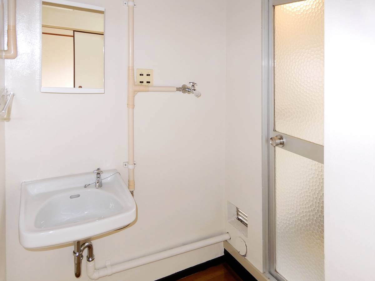 南区ビレッジハウス的場の洗面所