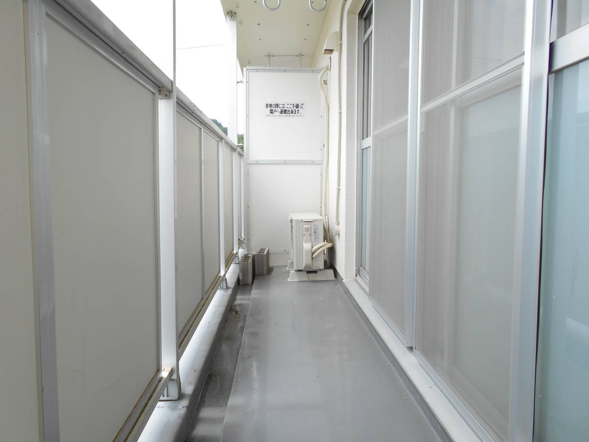 南区ビレッジハウス的場のバルコニー