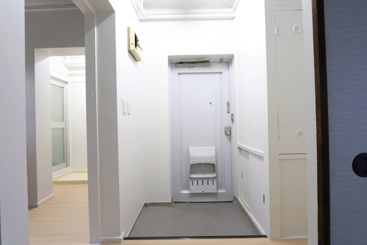 Pintu Masuk Apartemen di Village House Amagi di Asakura-shi