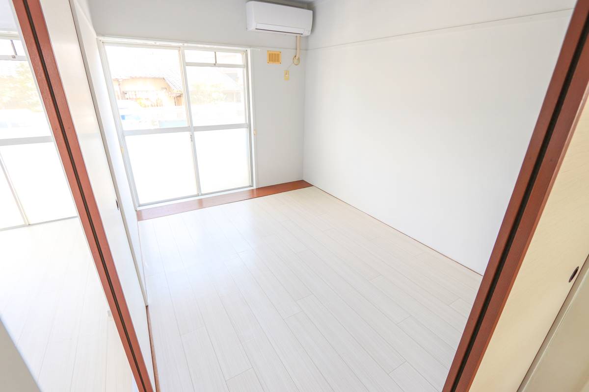 小倉南区ビレッジハウス小倉南のリビング