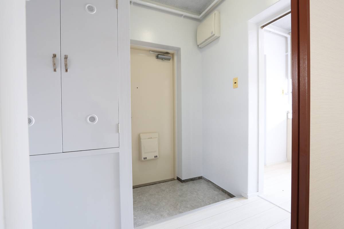 小倉南区ビレッジハウス小倉南の玄関