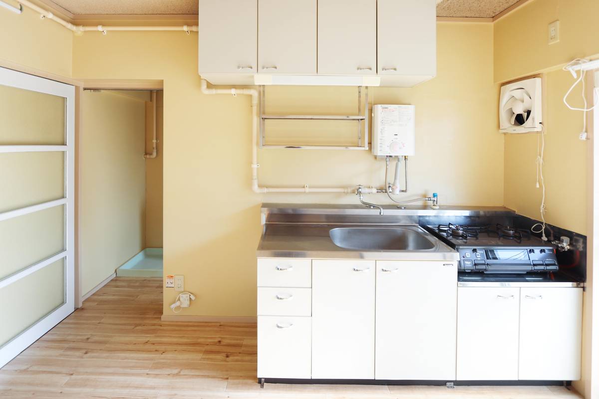 Khu vực bếp của Village House Ueki ở Kita-ku